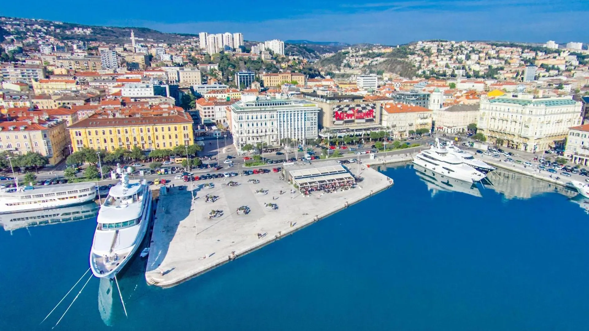 Apartments With Wifi Rijeka - 7825